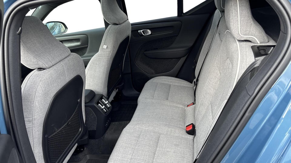 Volvo EX40 Extended Range Ultra 5d