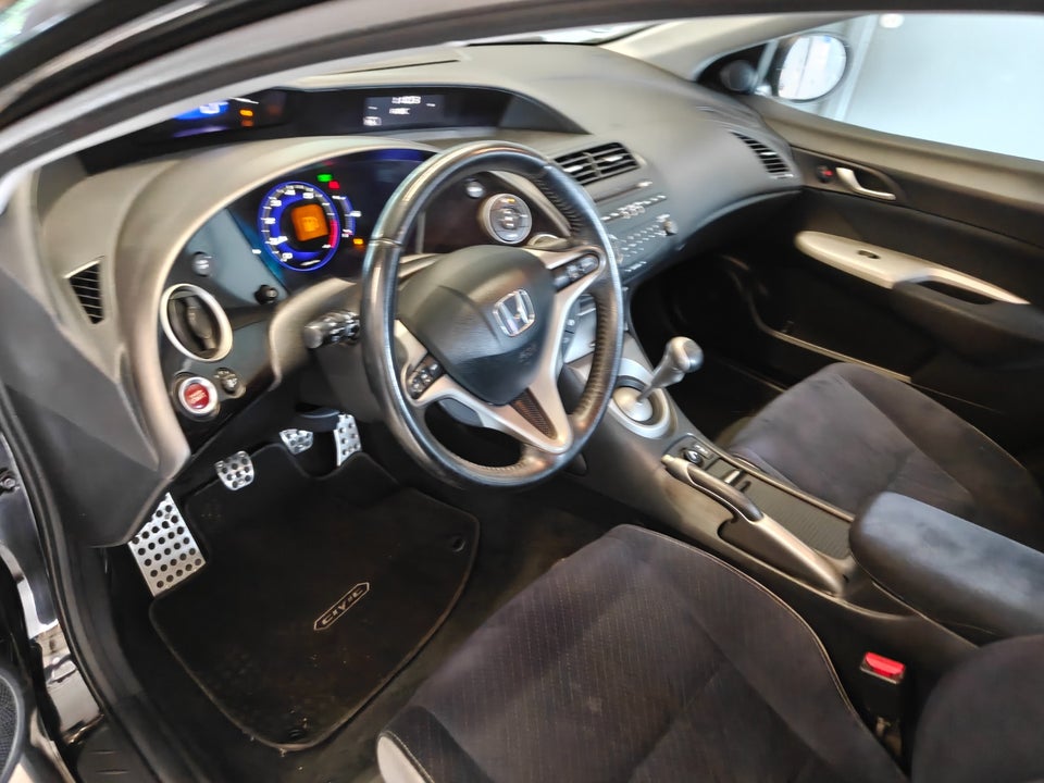 Honda Civic 1,8 Sport 5d