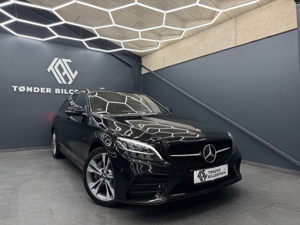 Mercedes C300 de 2,0 AMG Line Night Edition stc. aut. 5d