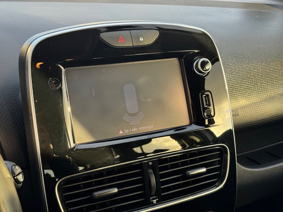 Renault Clio IV 1,5 dCi 90 Zen Sport Tourer 5d