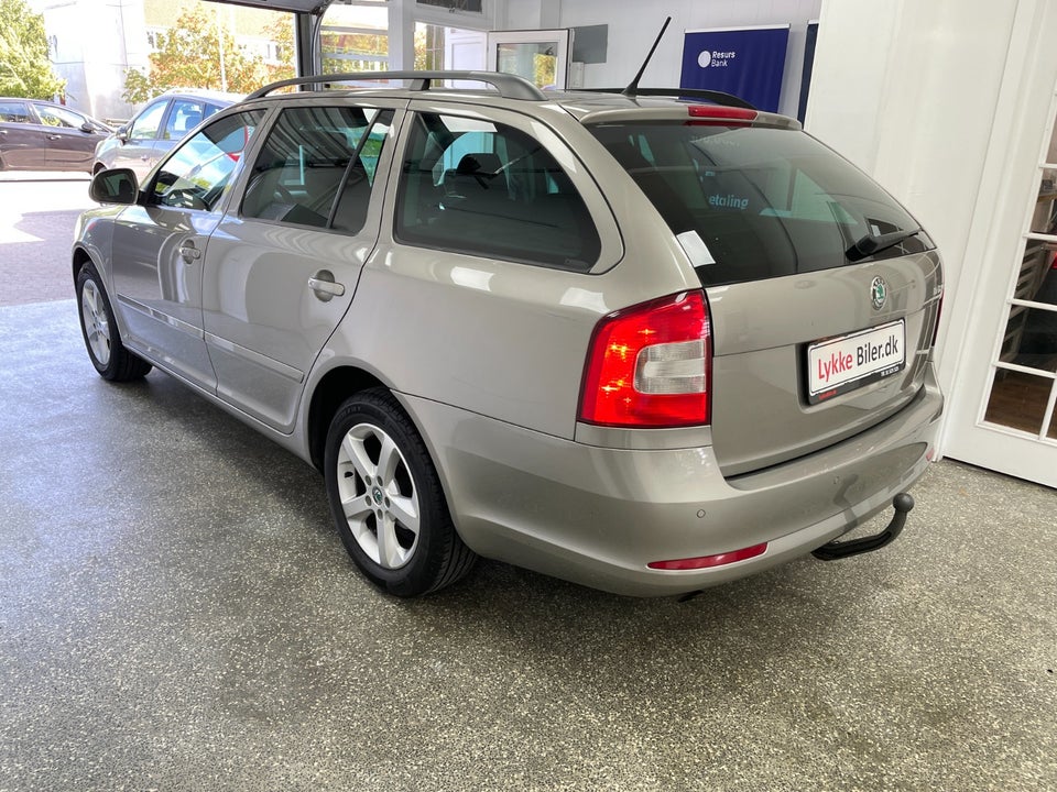 Skoda Octavia 1,2 TSi 105 Ambiente Combi 5d