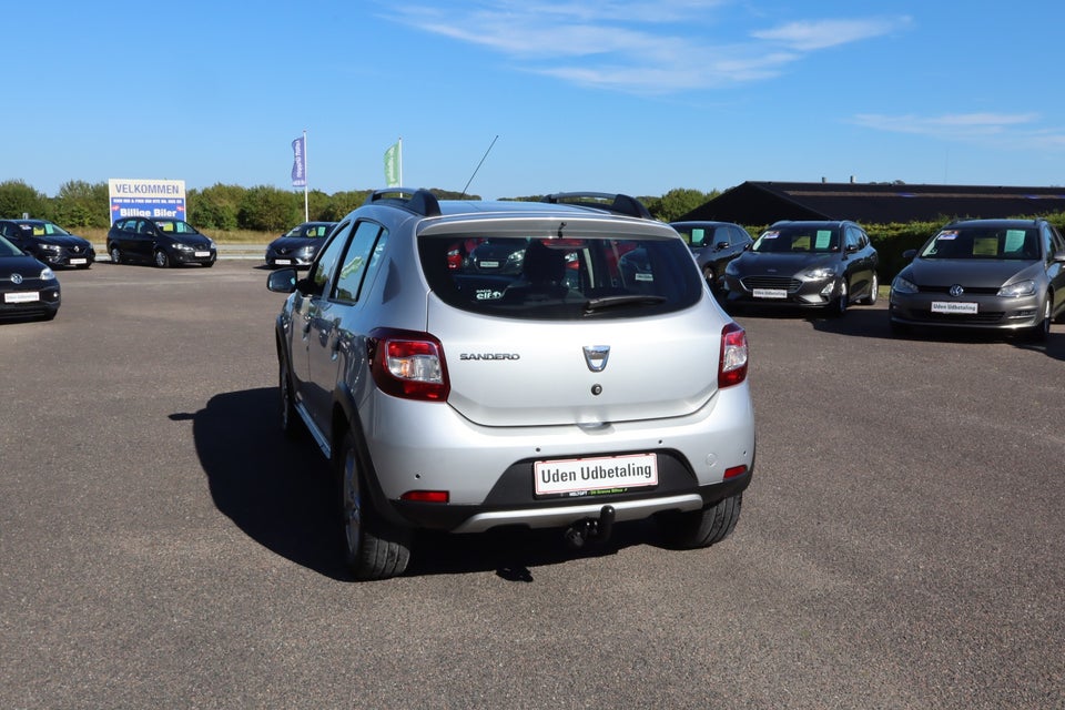 Dacia Sandero 0,9 TCe 90 Essential 5d