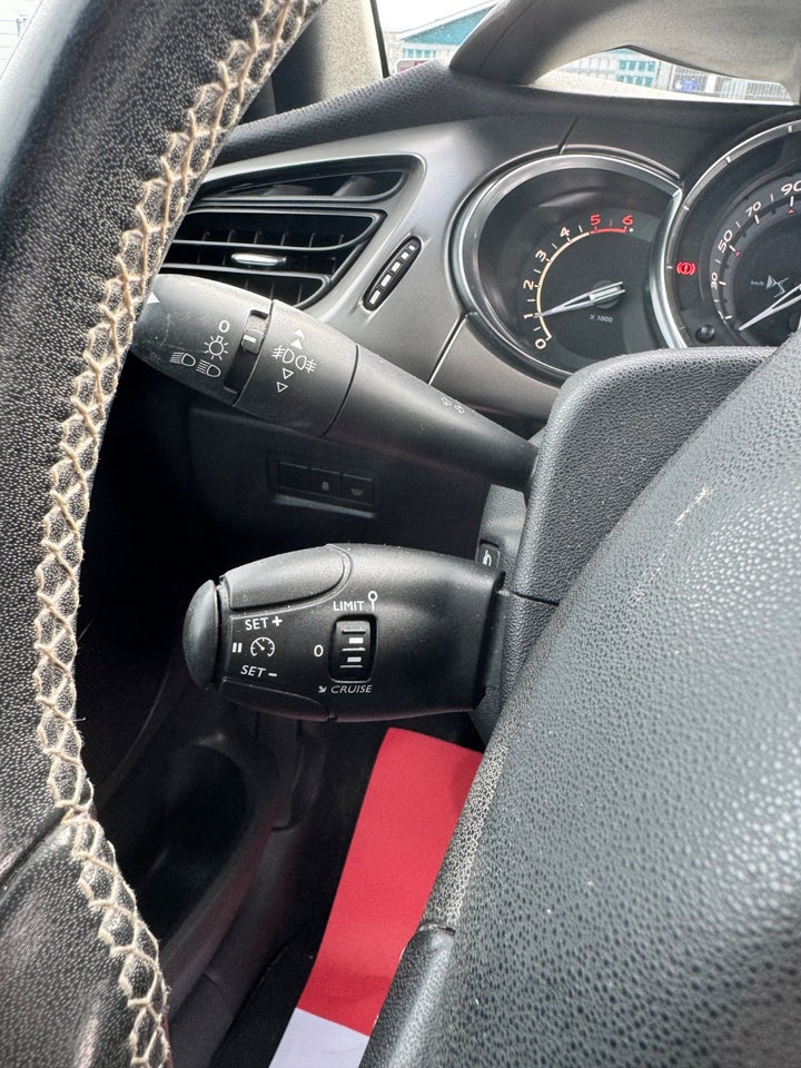 DS DS 3 1,6 BlueHDi 100 Style+ 3d