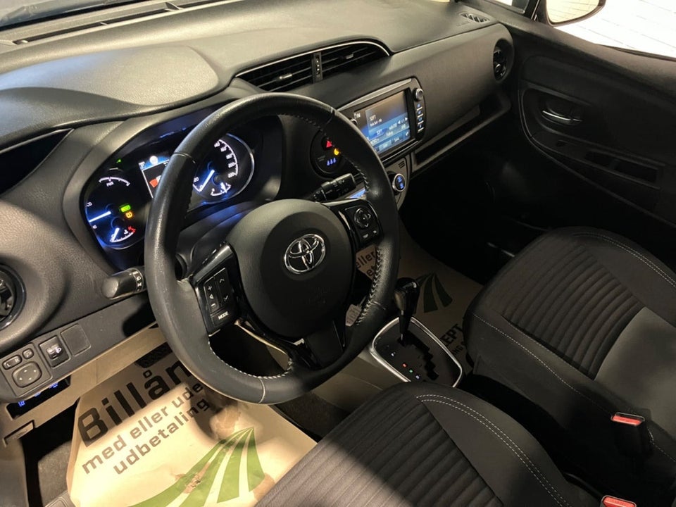 Toyota Yaris 1,5 Hybrid H2 Premium e-CVT Van 5d