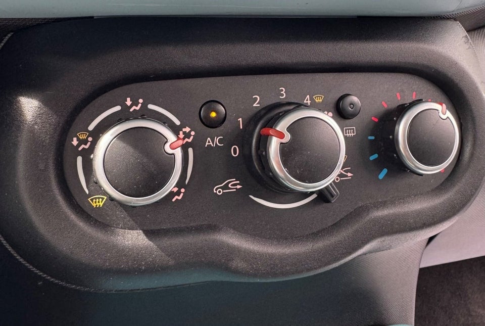 Renault Twingo 1,0 SCe 70 Authentique 5d