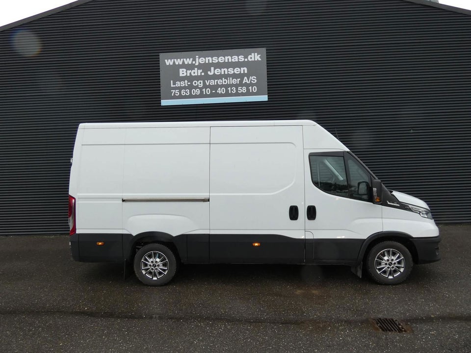 Iveco Daily 3,0 35S18 12m³ Van AG8