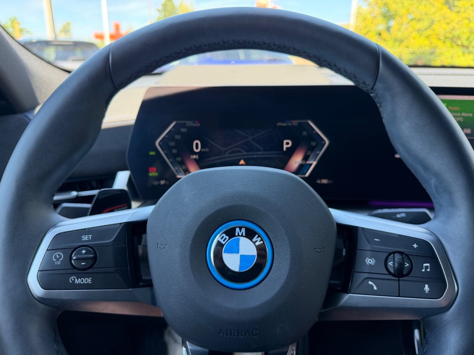 BMW iX2 eDrive20 Fully Charged M-Sport 5d