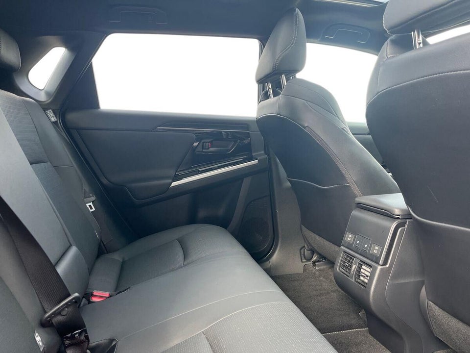 Toyota bZ4X Executive 5d