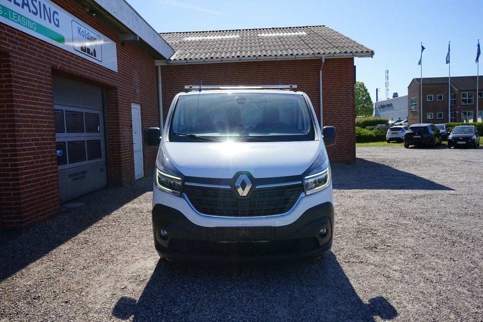 Renault Trafic T29 2,0 dCi 120 L2H1
