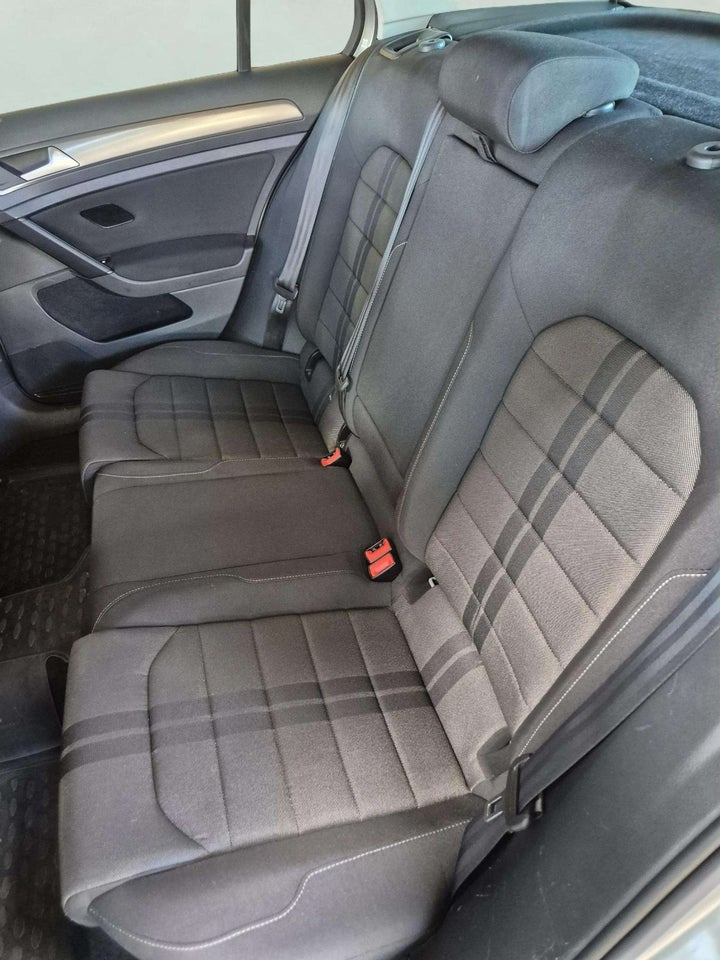 VW Golf VII 1,6 TDi 110 Edition 40 BM 5d