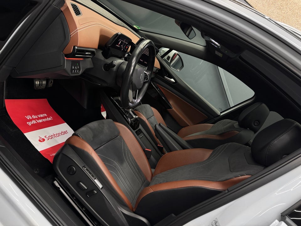 VW ID.4 77 Pro Performance Tech 5d