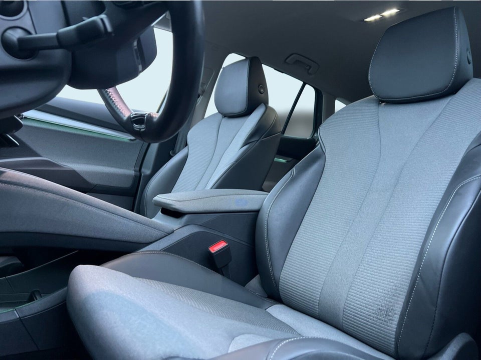 Skoda Enyaq 80 iV Premium 5d