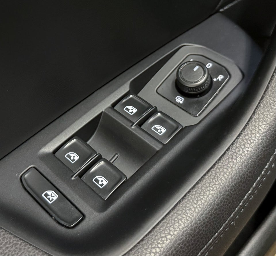 VW Passat 1,4 GTE Variant DSG 5d