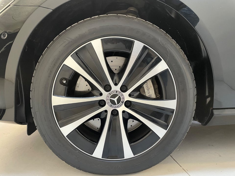 Mercedes E300 de 2,0 stc. aut. 4Matic 5d