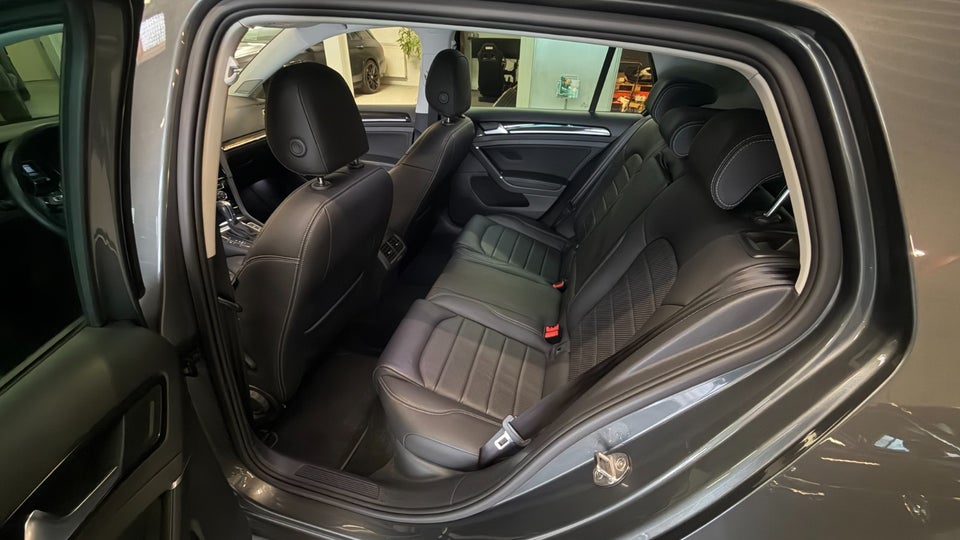 VW Golf VII 1,5 TSi 150 Highline DSG 5d