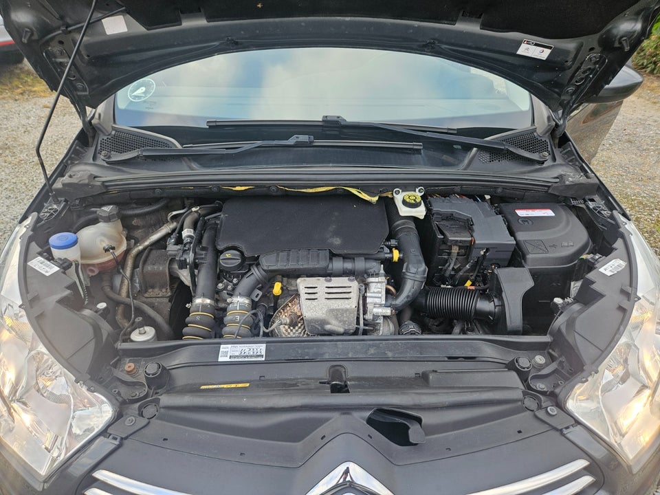 Citroën C4 1,2 PureTech 130 Exclusive 5d