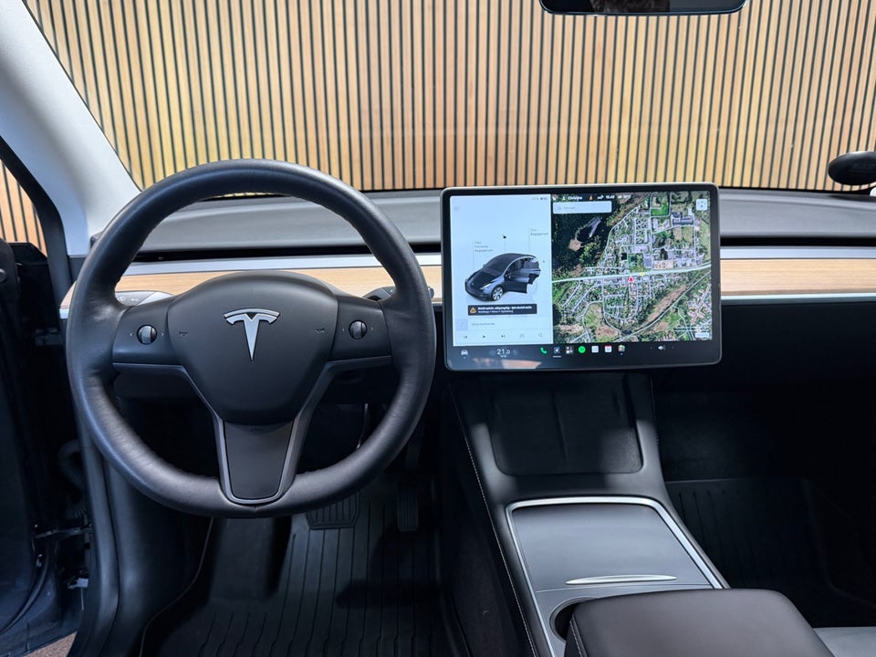 Tesla Model Y Long Range AWD 5d