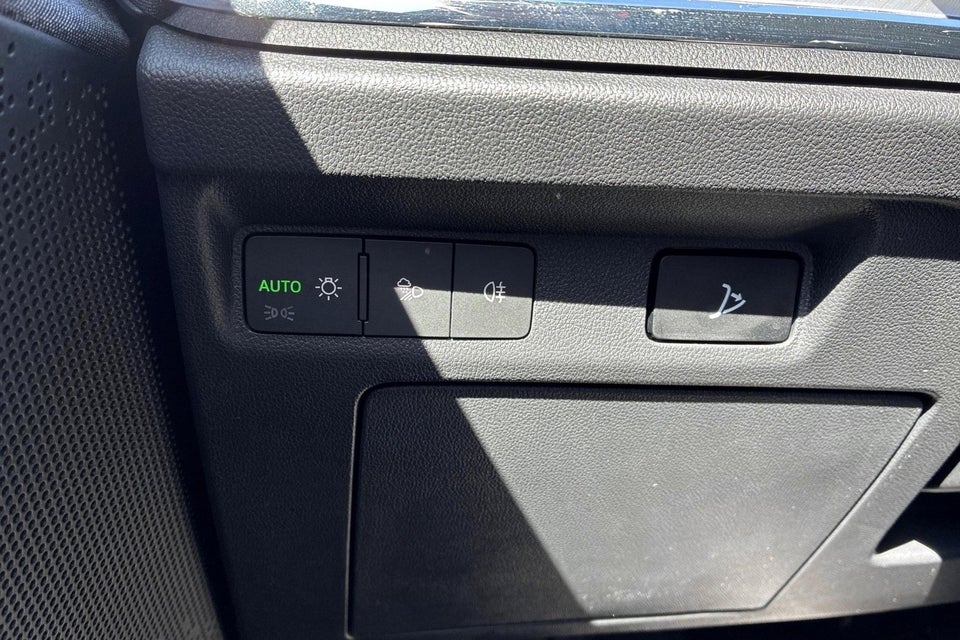 Skoda Enyaq 60 iV Loft 5d