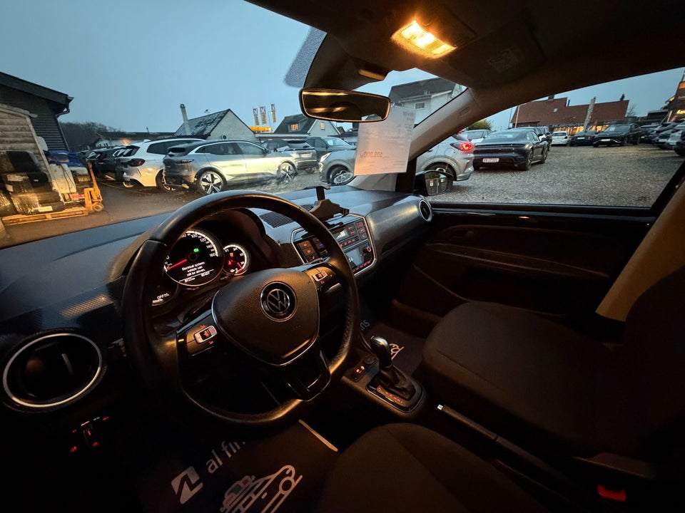 VW e-Up! Active 5d