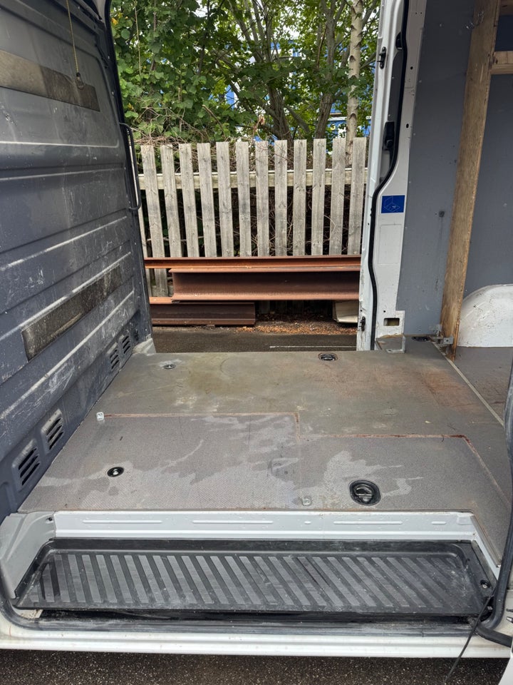 Mercedes Sprinter 319 3,0 CDi R3 Kassevogn 5d