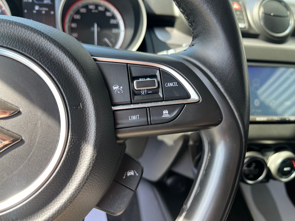 Suzuki Swift 1,2 mHybrid Style 5d