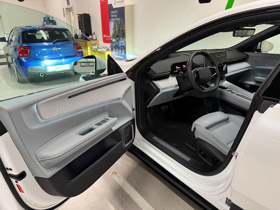 Polestar 4 Long Range Performance AWD 5d