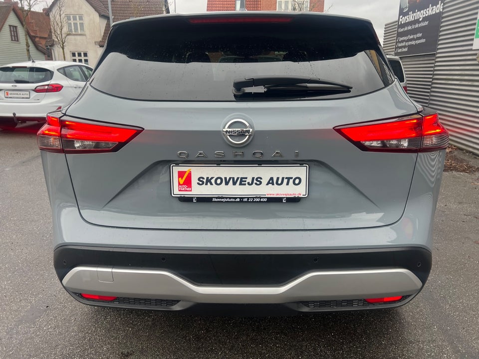 Nissan Qashqai 1,3 Dig-T 160 N-Connecta 5d