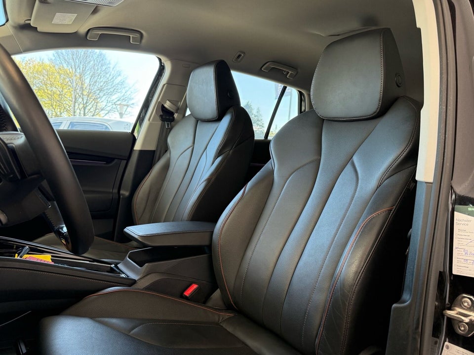 Skoda Enyaq 80 iV Selection Suite 5d
