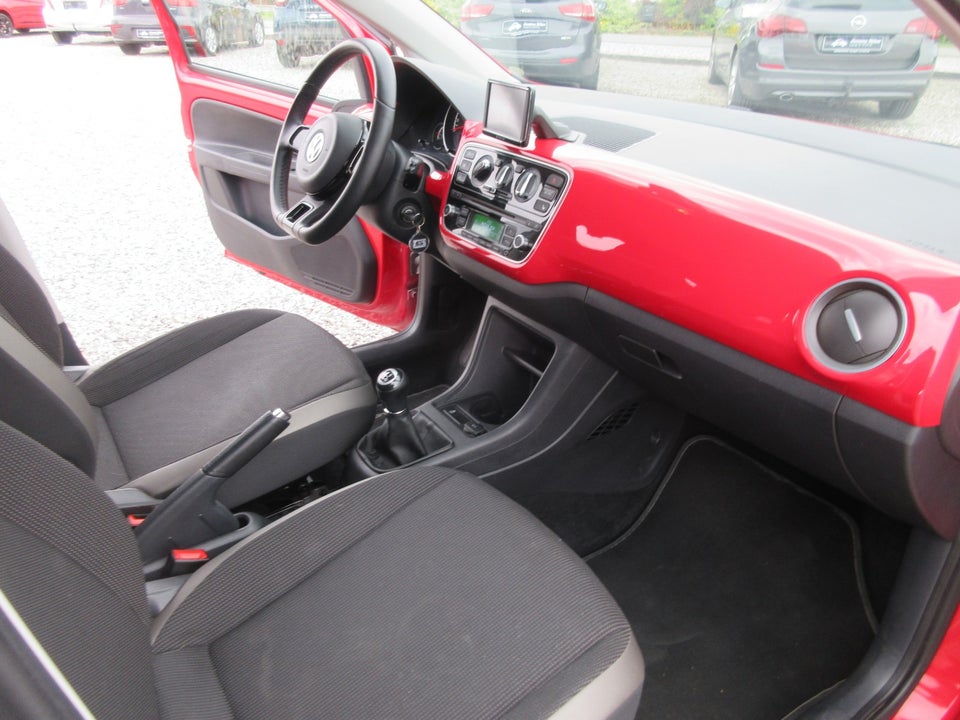 VW Up! 1,0 75 High Up! BMT 5d