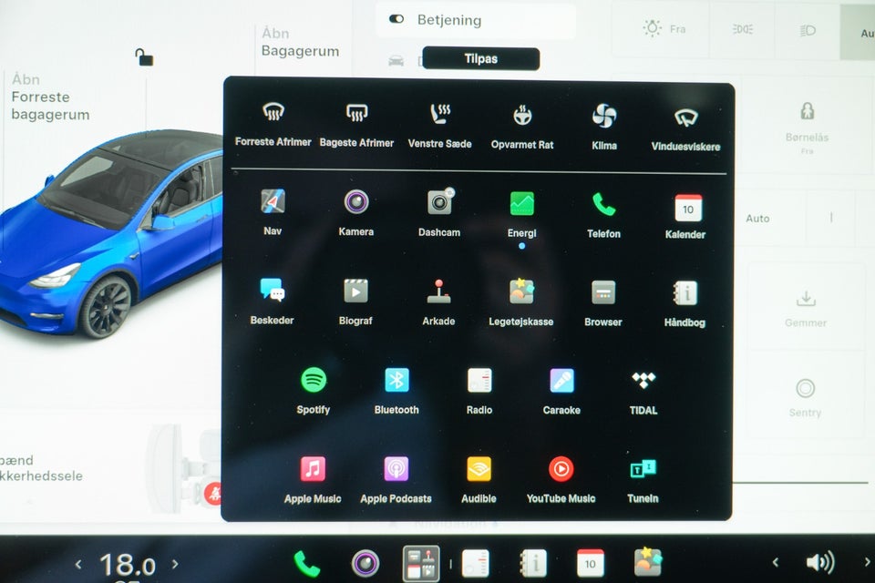Tesla Model Y Long Range AWD 5d