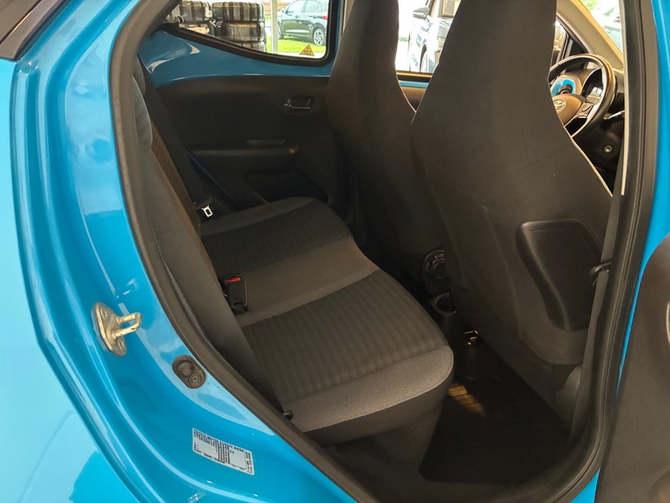 Toyota Aygo 1,0 VVT-i x-pression 5d