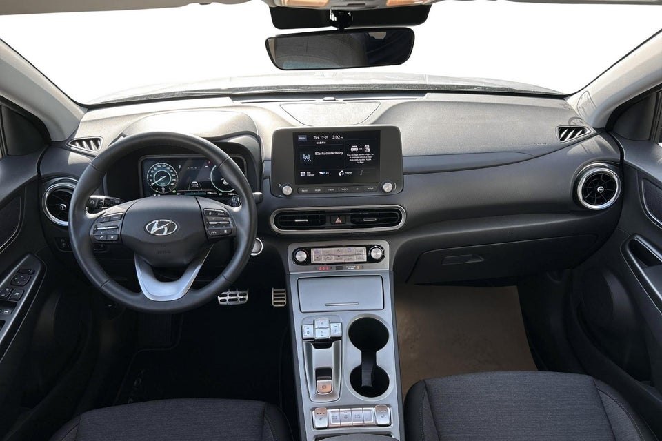 Hyundai Kona 39 EV Essential 5d