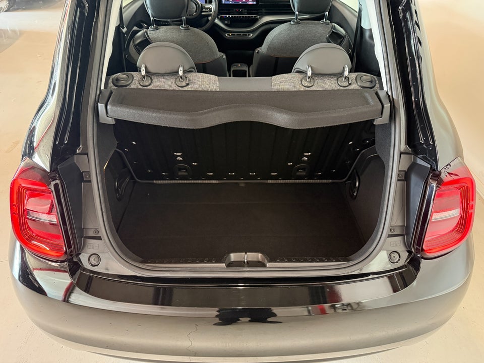Fiat 500e 42 Icon 3d