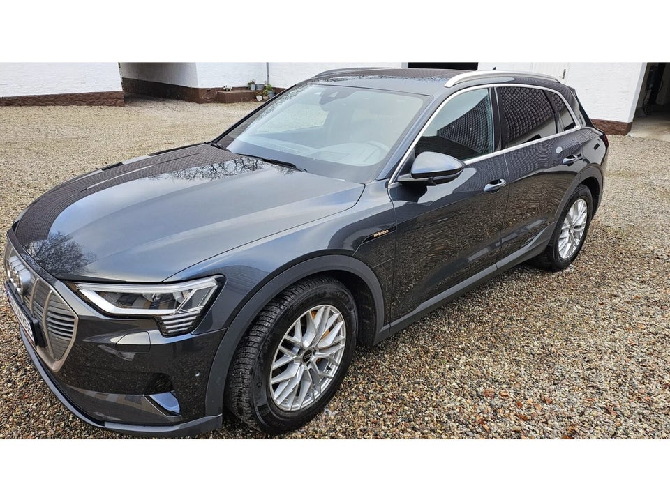 Audi e-tron 55 S-line quattro 5d