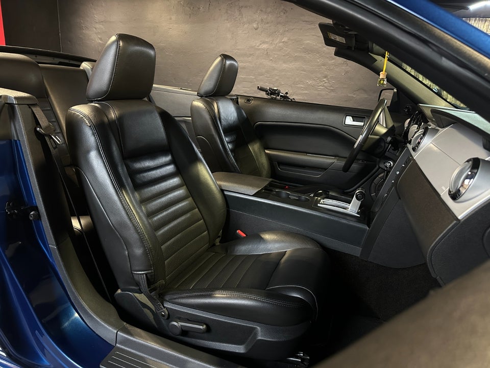 Ford Mustang 4,6 GT Cabriolet aut. 2d