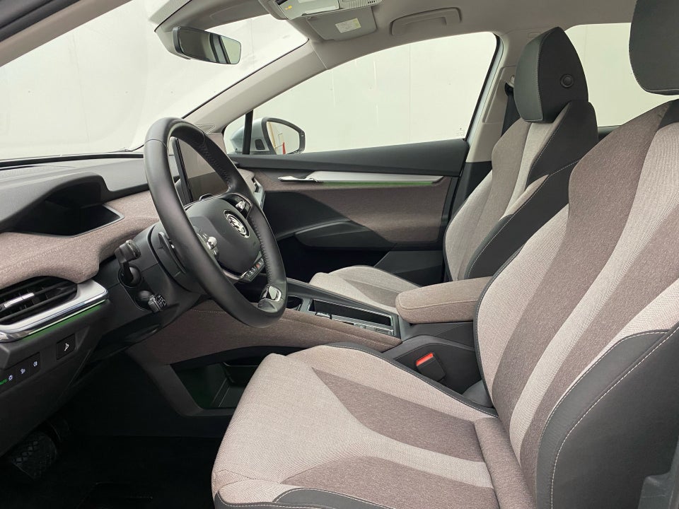 Skoda Enyaq 60 iV Selection Lodge 5d