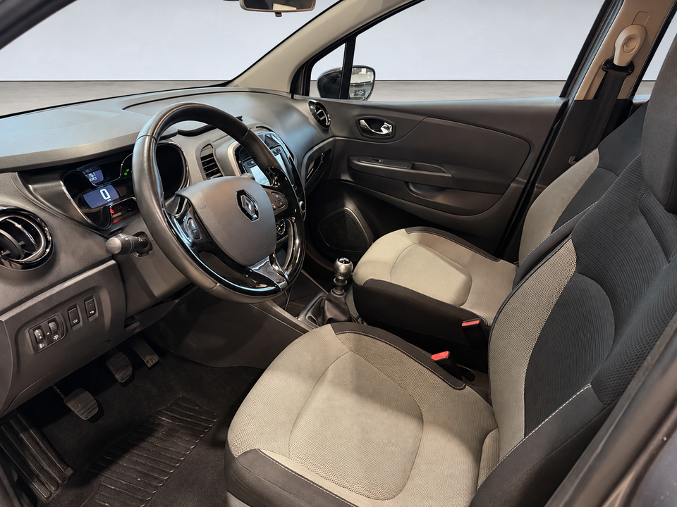 Renault Captur 1,2 TCe 120 Expression 5d