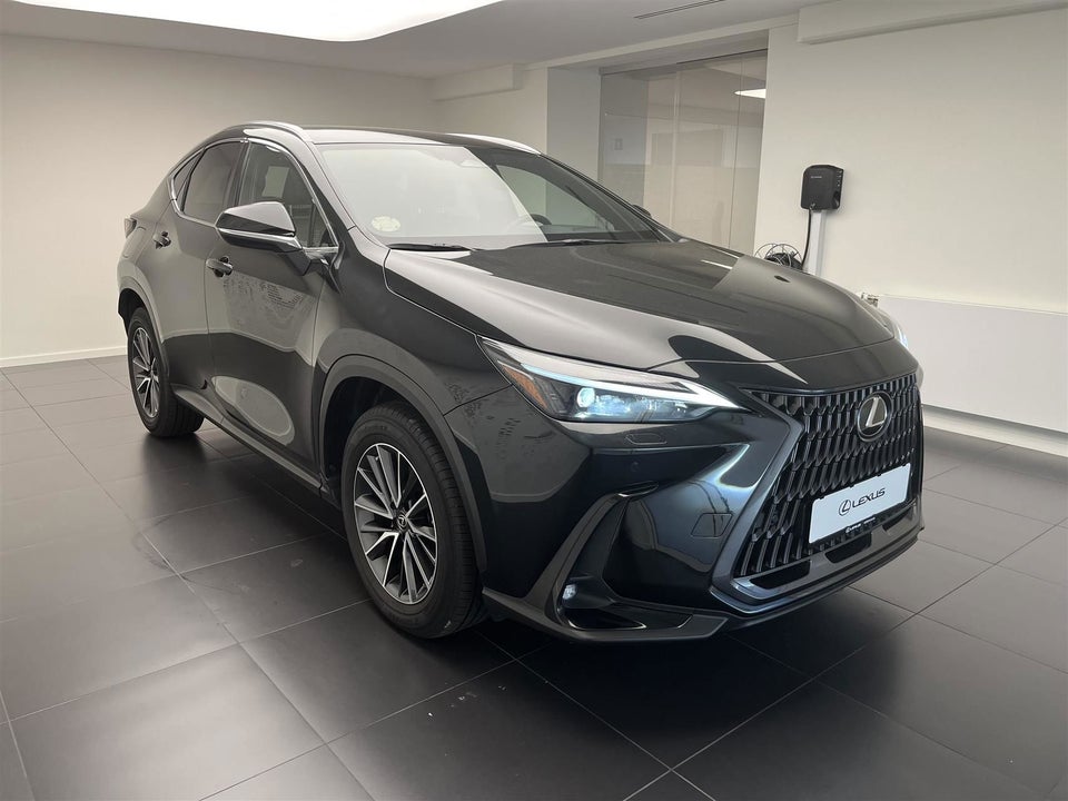 Lexus NX450h+ 2,5 Business+ aut. AWD 5d