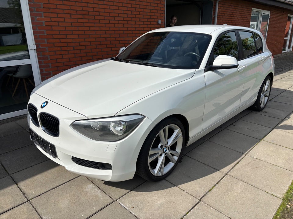 BMW 120d 2,0 aut. 5d
