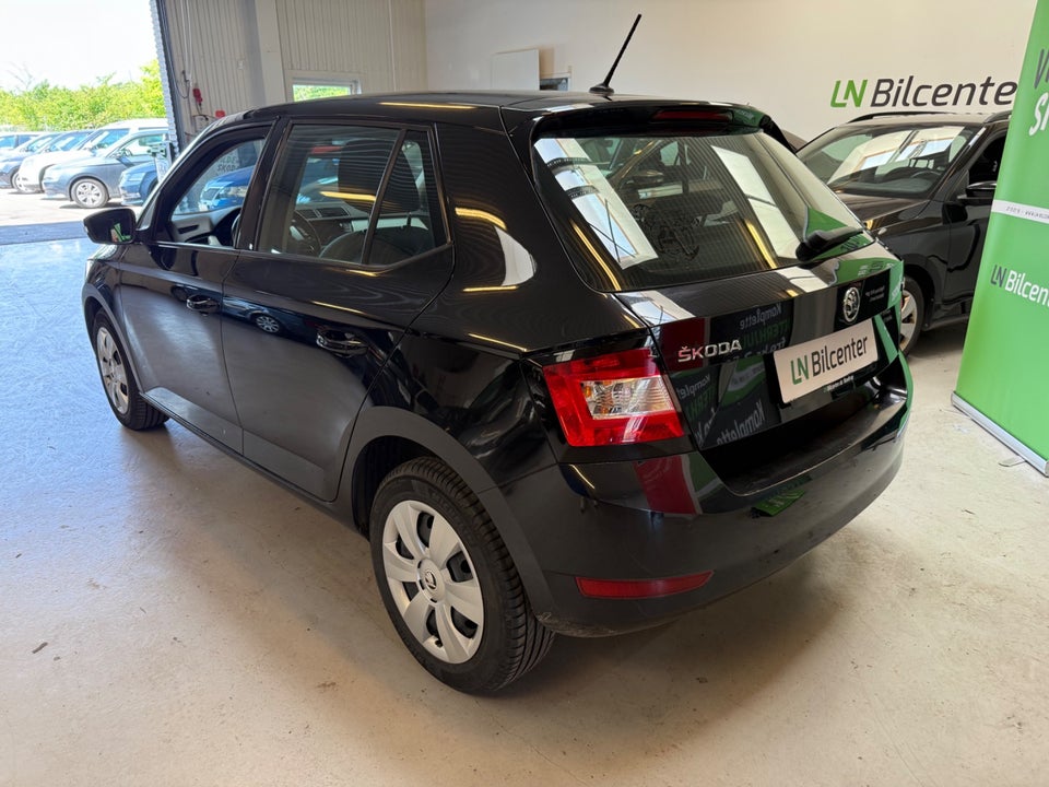 Skoda Fabia 1,0 MPi 60 Ambition 5d