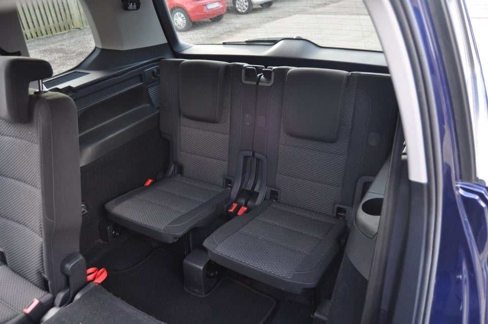 VW Touran 1,6 TDi 115 Comfortline DSG 7prs 5d