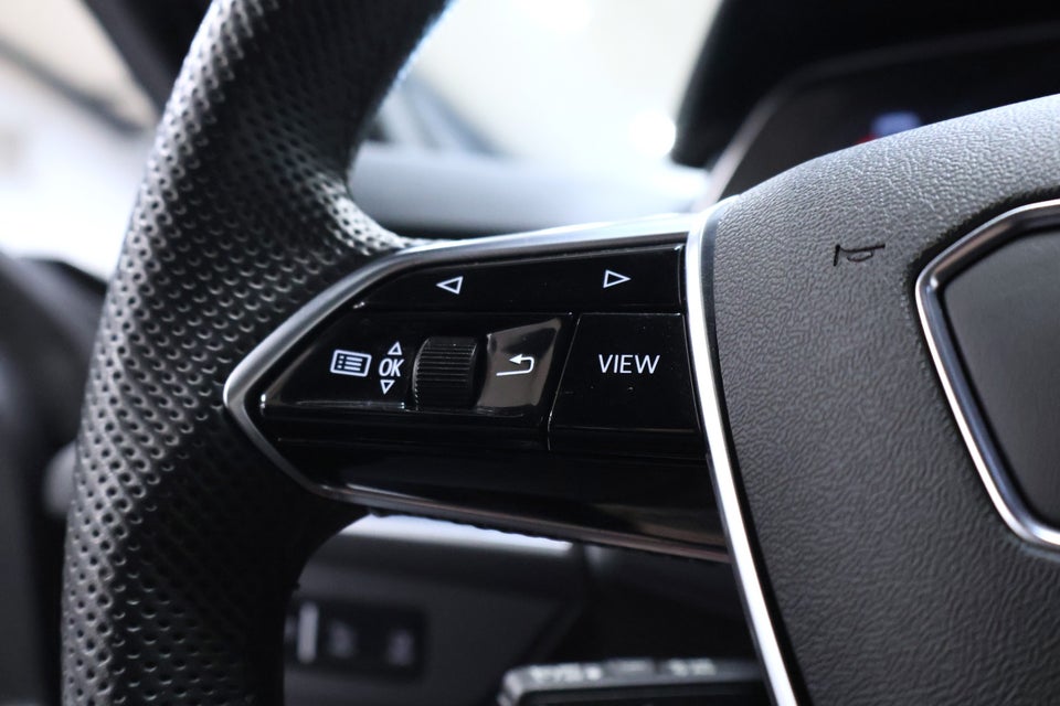 Audi e-tron GT quattro 4d