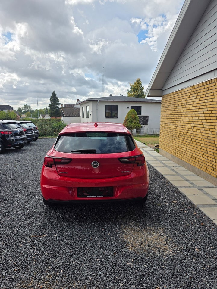 Opel Astra 1,0 T 105 Enjoy 5d