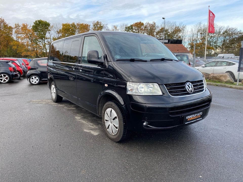 VW Caravelle 2,5 TDi 130 Trendline aut. lang 4d