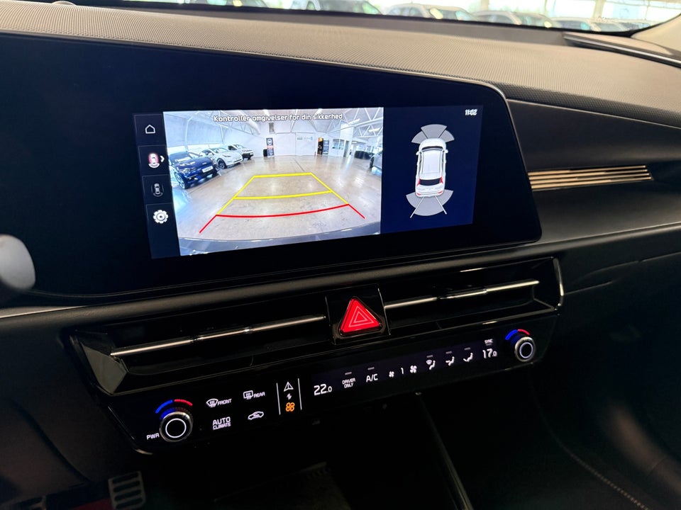 Kia Niro 64 EV Upgrade 5d