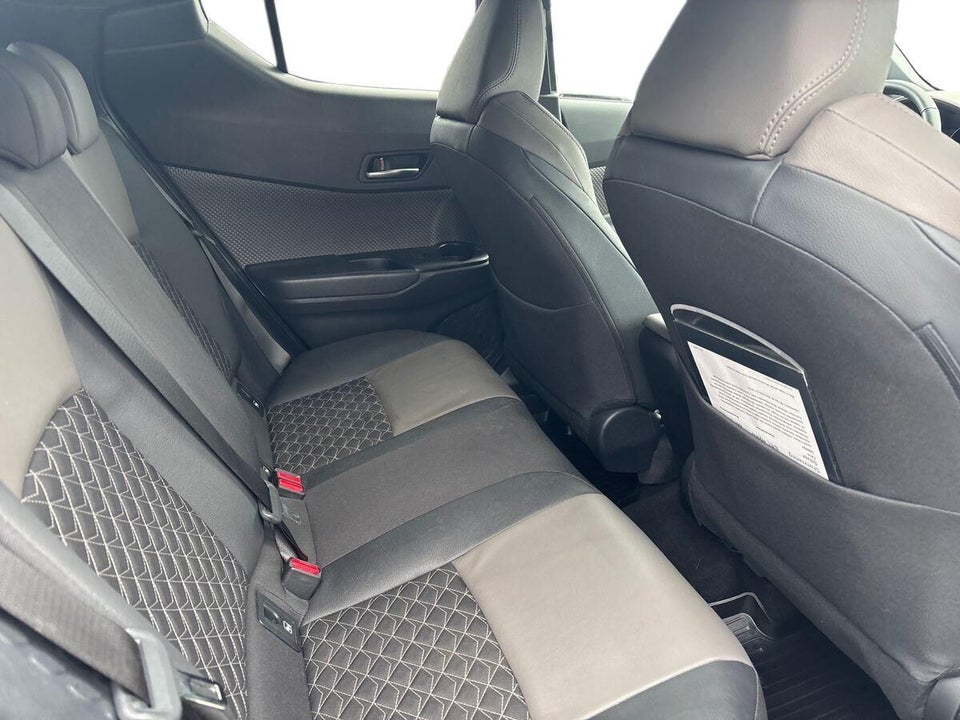 Toyota C-HR 2,0 Hybrid C-HIC CVT 5d