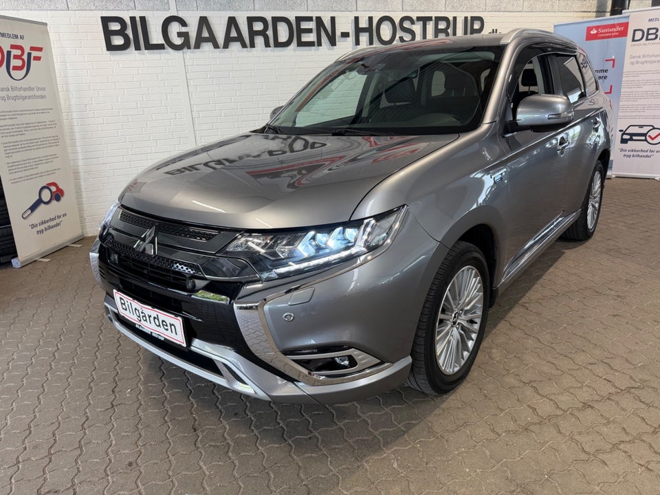 Mitsubishi Outlander 2,4 PHEV Intense CVT 4WD 5d