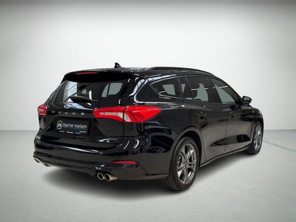 Ford Focus 1,0 EcoBoost ST-Line Business stc. 5d