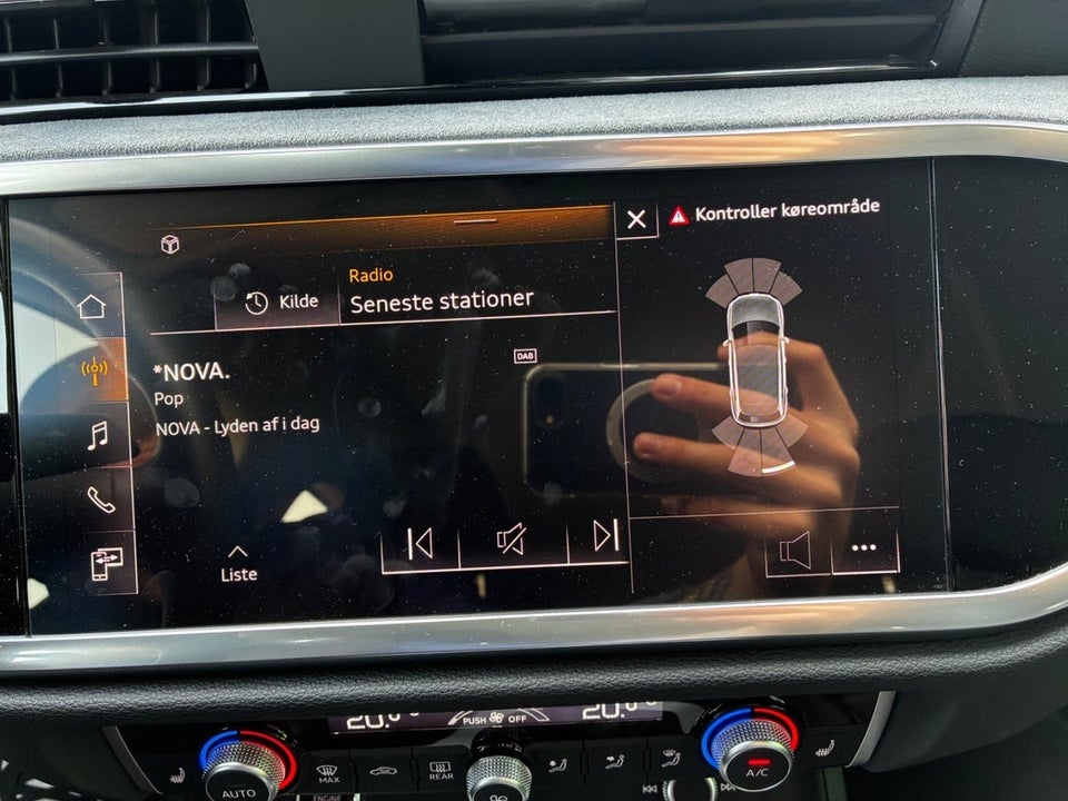 Audi Q3 45 TFSi e Attitude plus S-tr. 5d