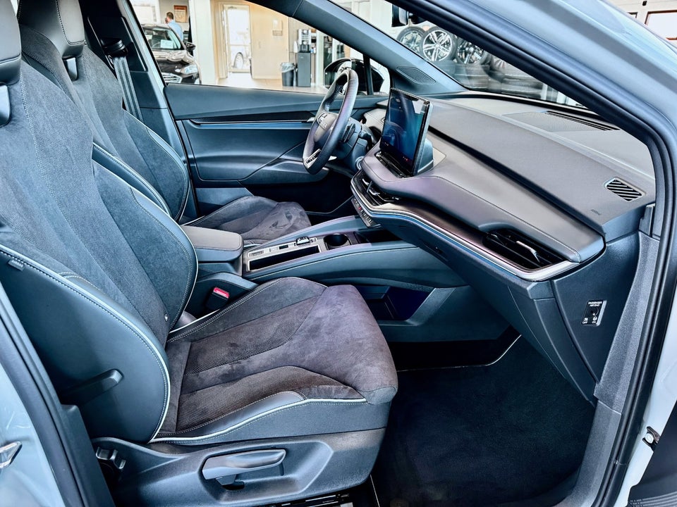 Skoda Elroq 85 iV Sportline Premium 5d